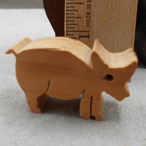 Wooden Craft Pig Figurines Lot Rustic Handmade Farmhouse Decor - Picture 9 of 9